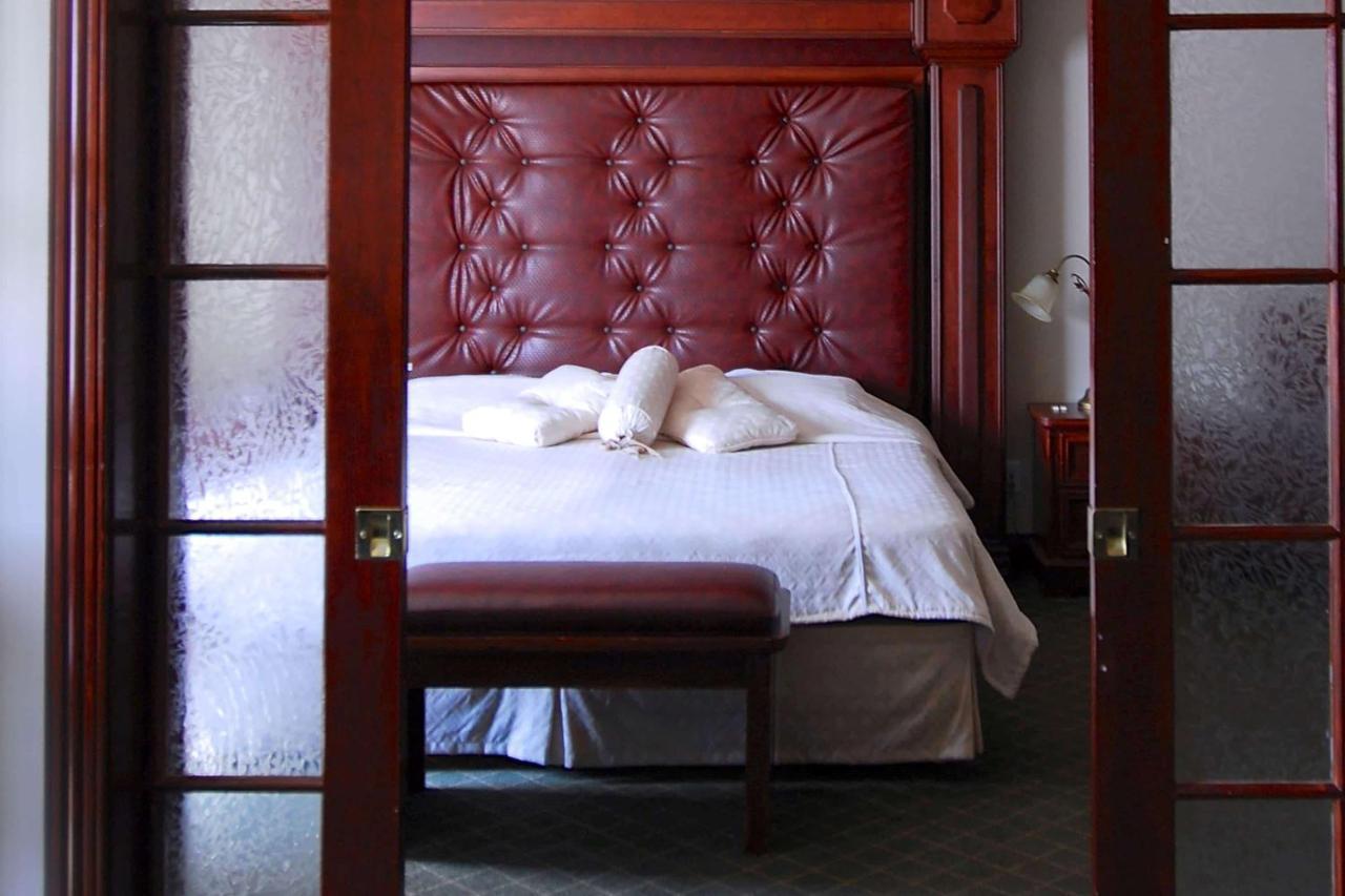 Hotel Travelodge By Wyndham Victoriaville Bagian luar foto